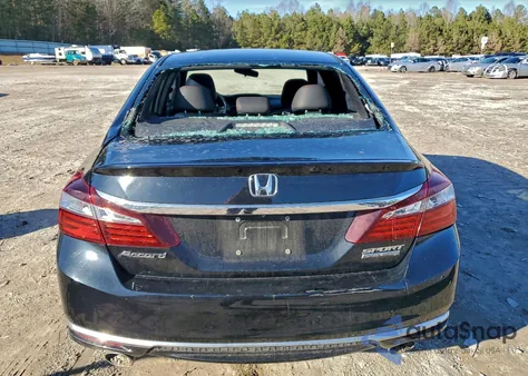 2017 Honda Accord Sport Special Edition z USA, uszkodzony, nr VIN 1HGCR2F16HA007279